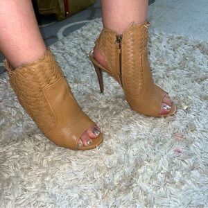 Coach Julie peep toe bootie Stiletto Heel size 7 1/2 Tan Color